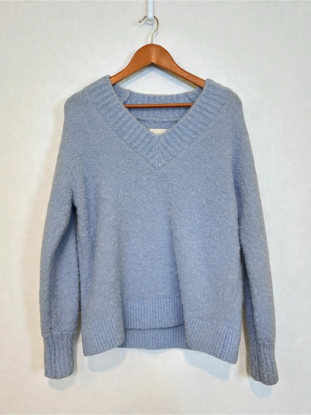 Aerie Teddy Boucle oversized knit V-Neck Women's Sweater in Light Blue size XS